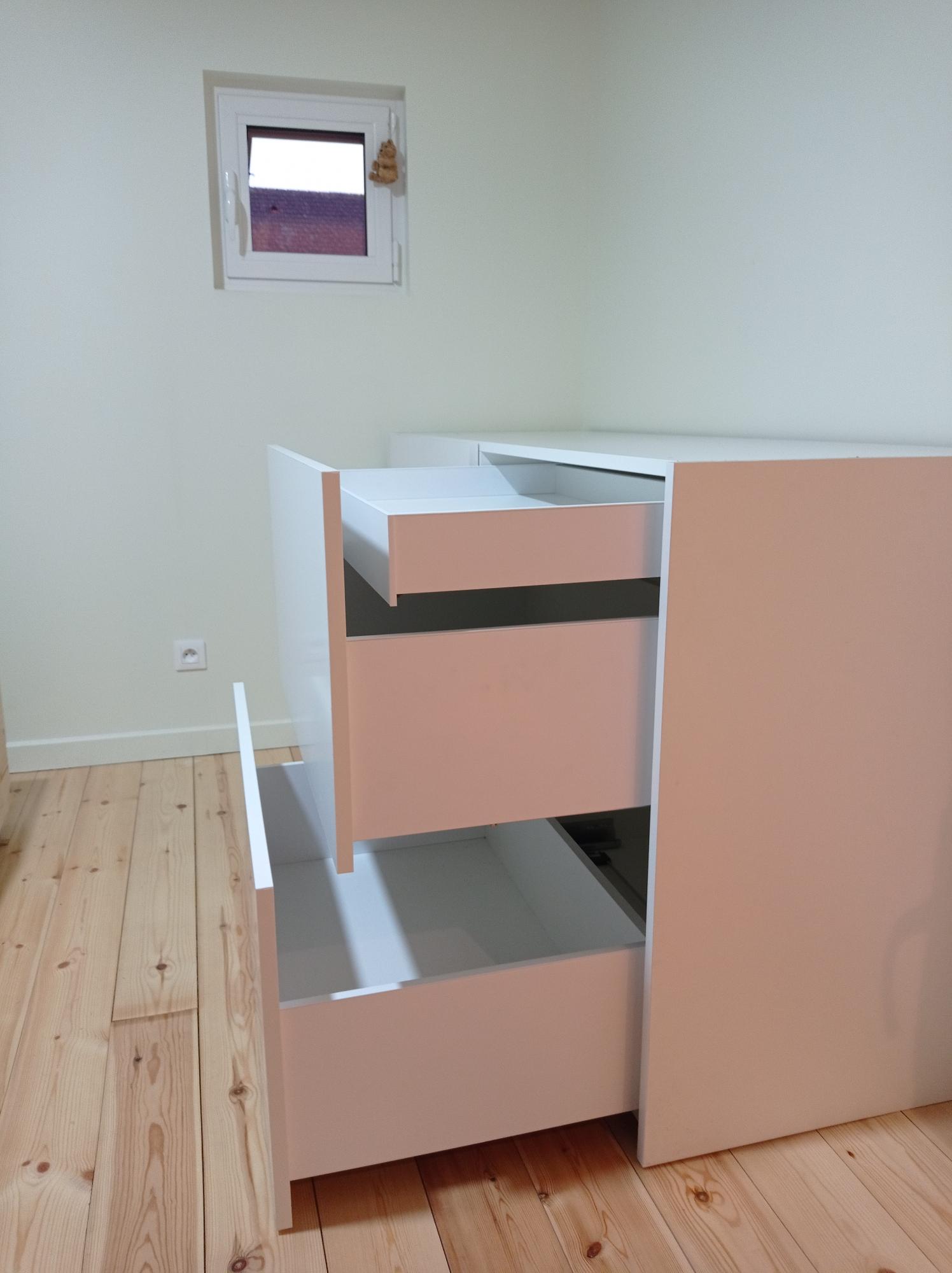 Bibliothèque Dressing Enfants