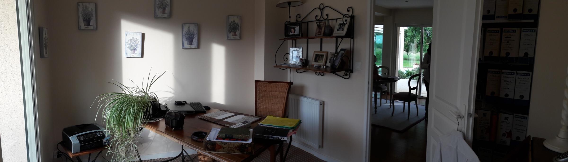 Bureau en chêne et laqué blanc